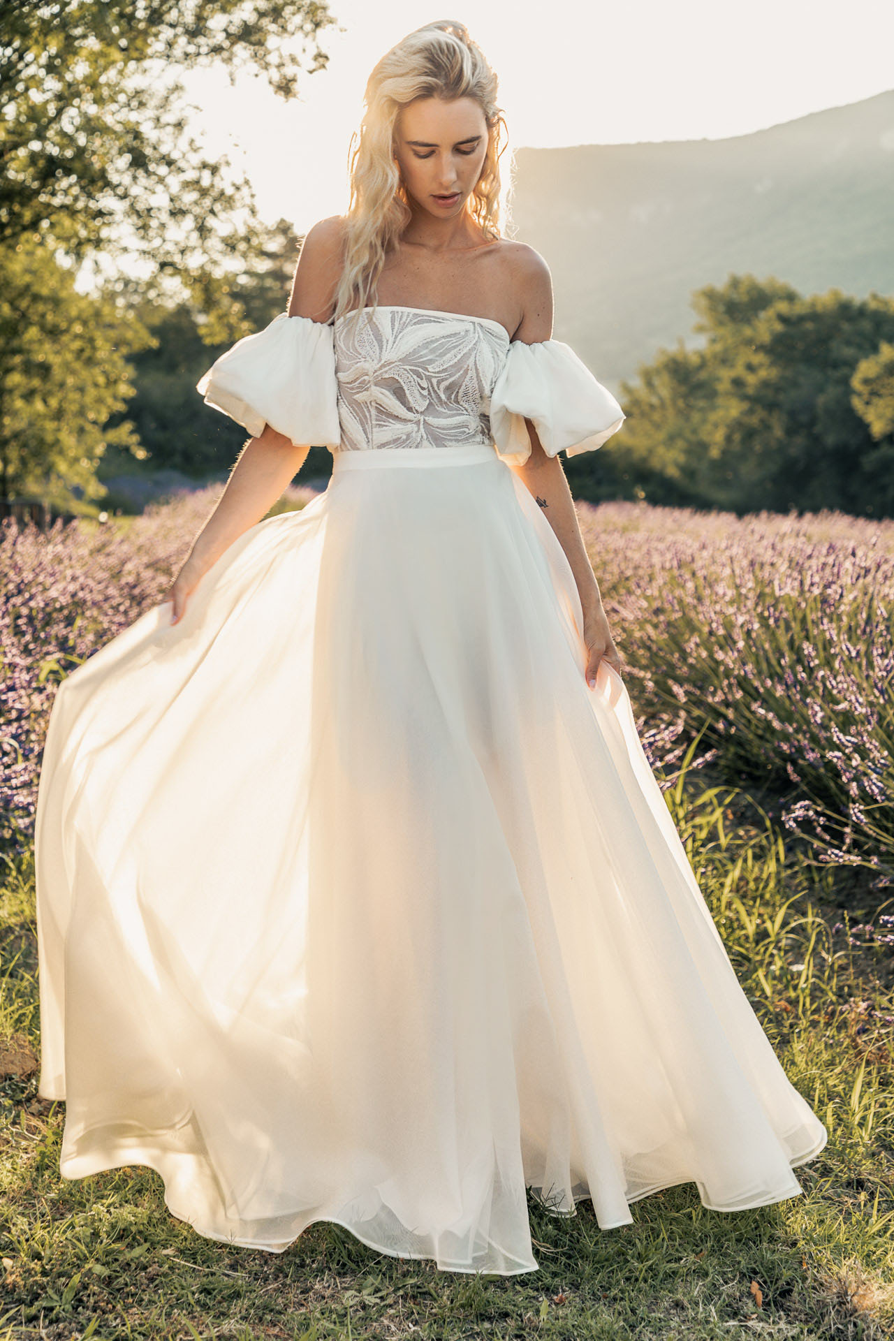Bella caroline takvorian mariée