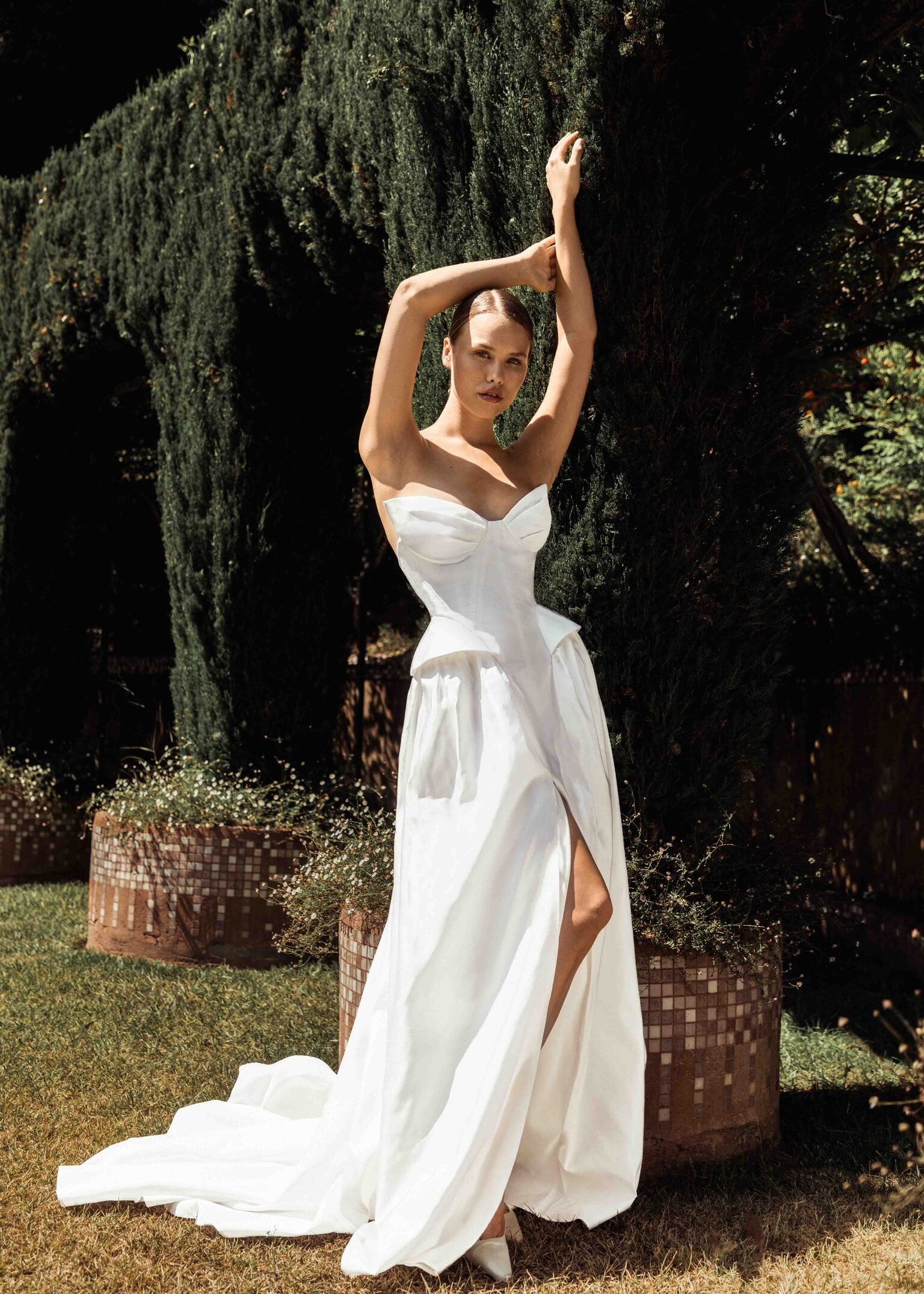 Robe de mariée bustier corsetée Caroline Takvorian Paris